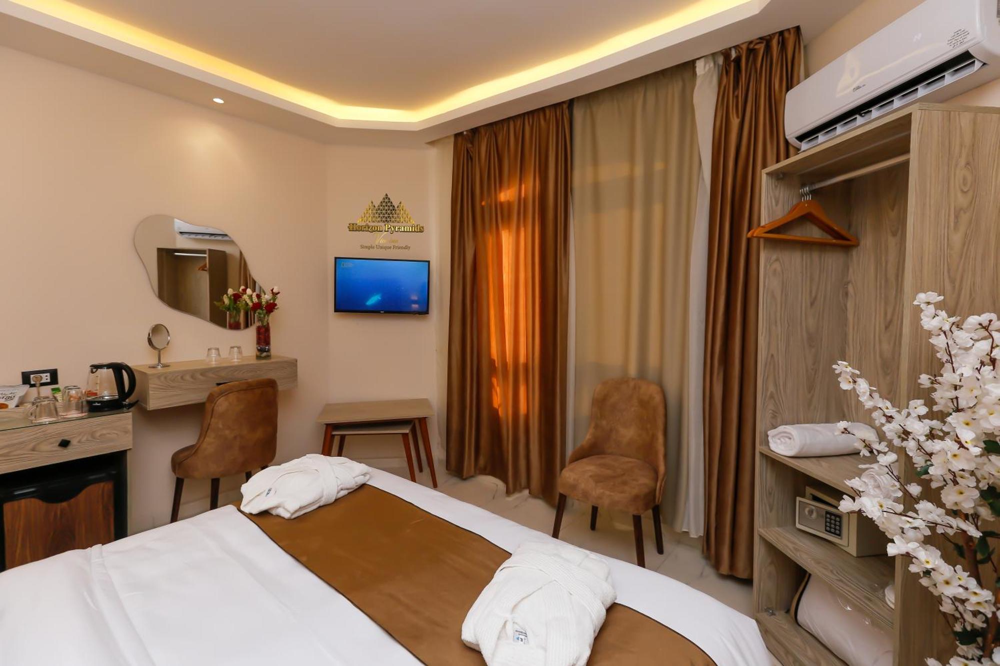 Kafret el-Gabal Horizon Pyramid View Inn מראה חיצוני תמונה