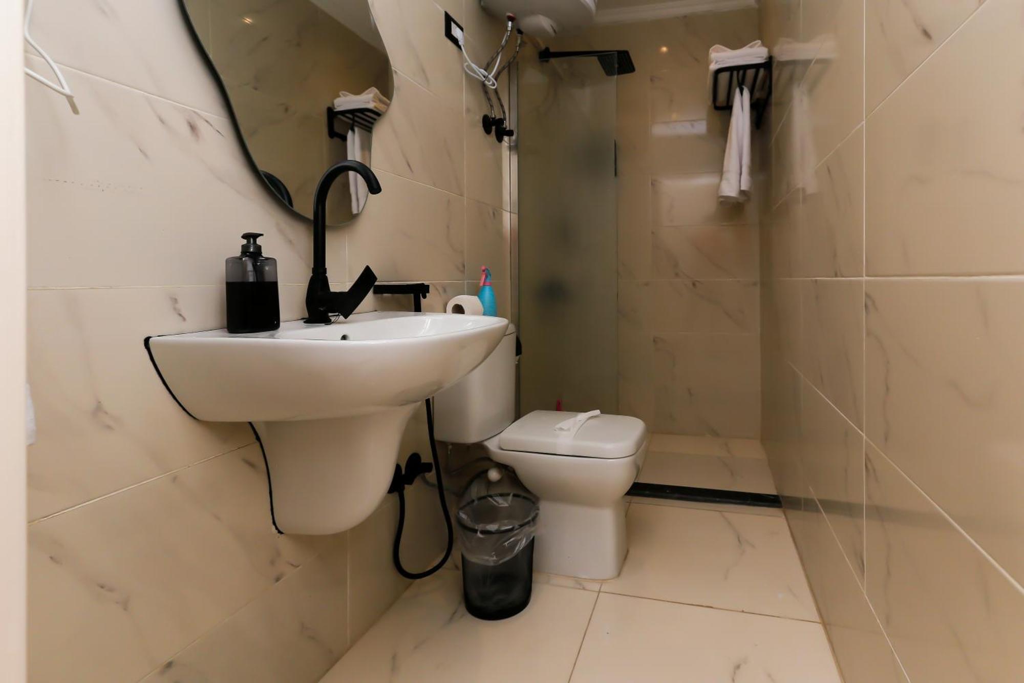 Kafret el-Gabal Horizon Pyramid View Inn מראה חיצוני תמונה