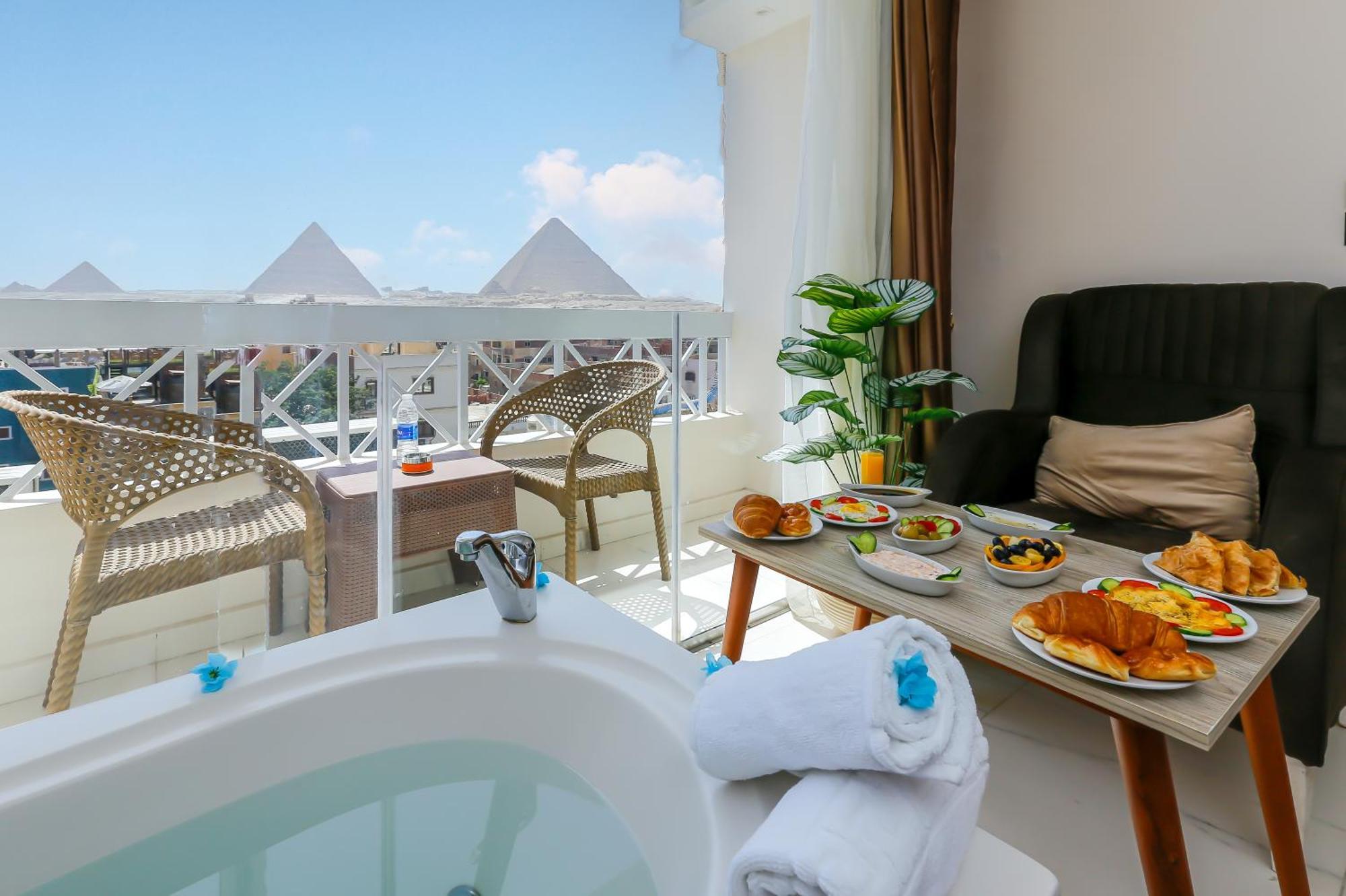 Kafret el-Gabal Horizon Pyramid View Inn מראה חיצוני תמונה